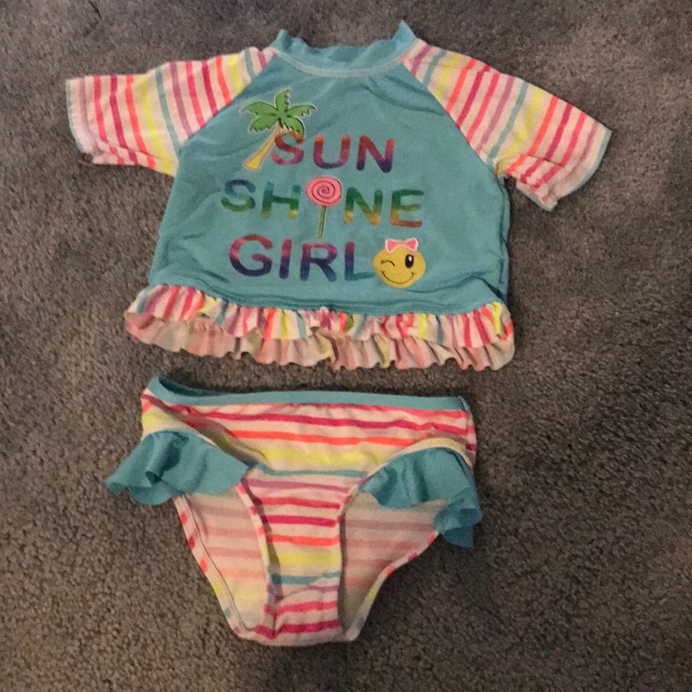 Toddler baiting suit